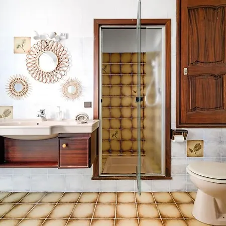 La Avec Vue Panoramique Sur La - Parking Prive - Jacuzzi