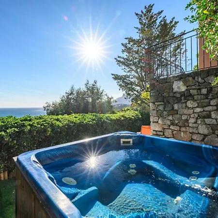 Villa La Avec Vue Panoramique Sur La - Parking Prive - Jacuzzi Mentone